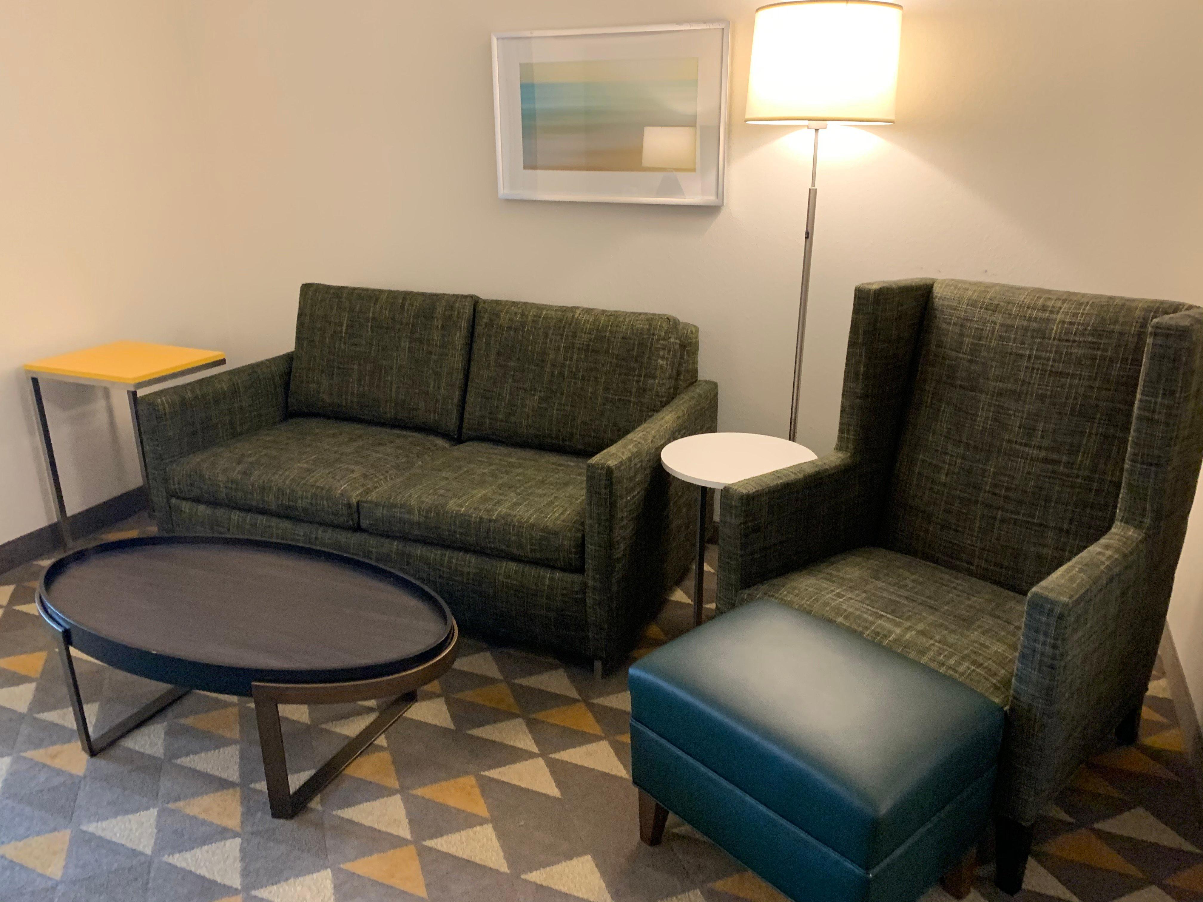 Holiday Inn Martinsburg By Ihg Exterior foto