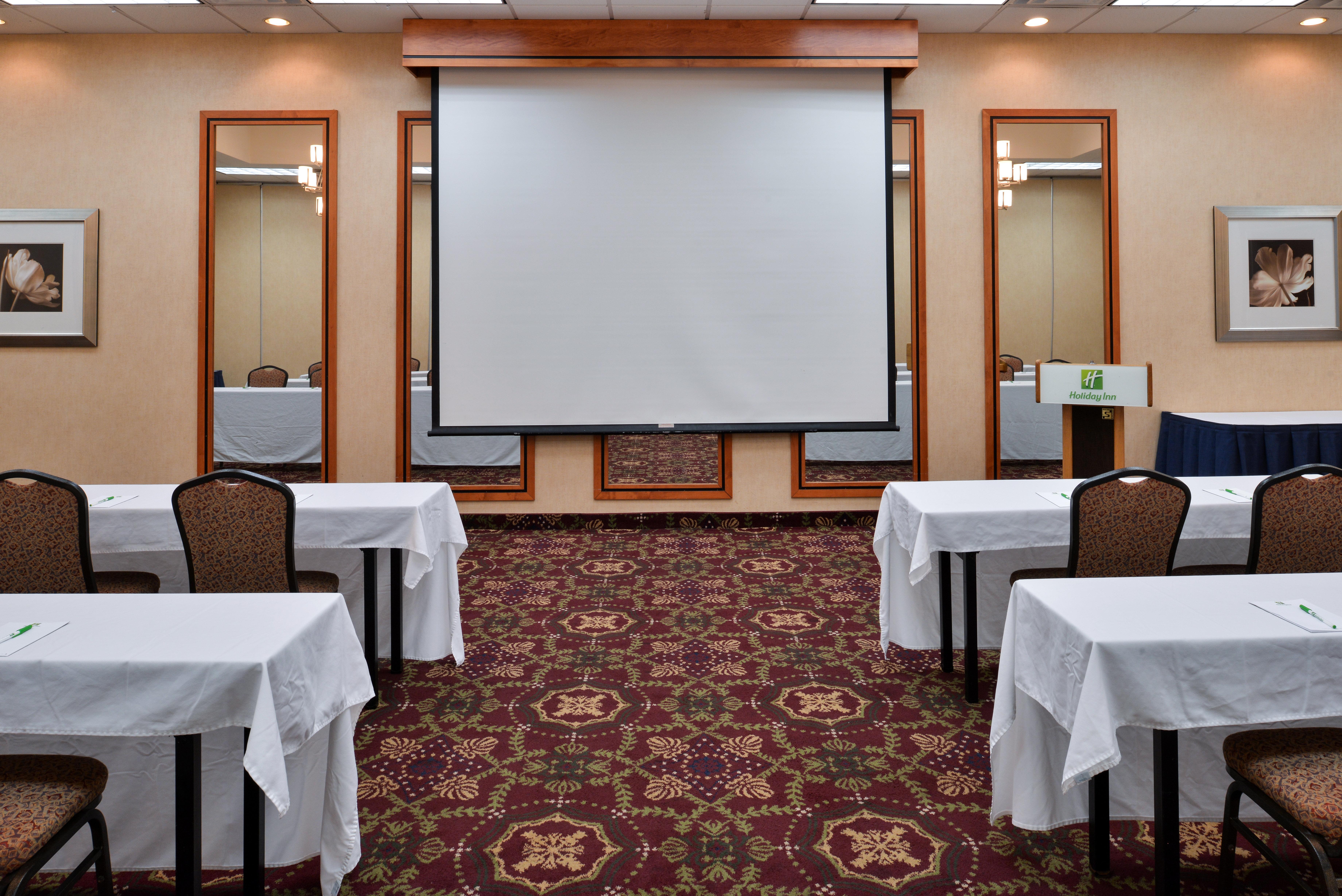 Holiday Inn Martinsburg By Ihg Exterior foto